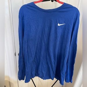 Nike long sleeve t-shirt